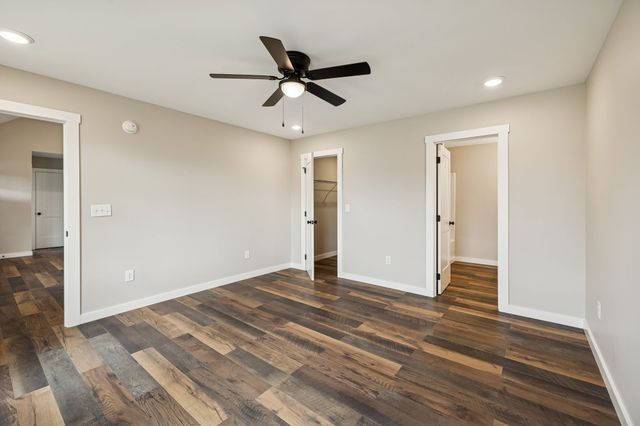 108 Crows Hill Dr, Gordonsville, TN 38563