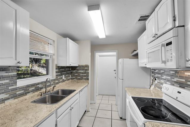 14721 SW 35TH TERRACE ROAD, Ocala, FL 34473