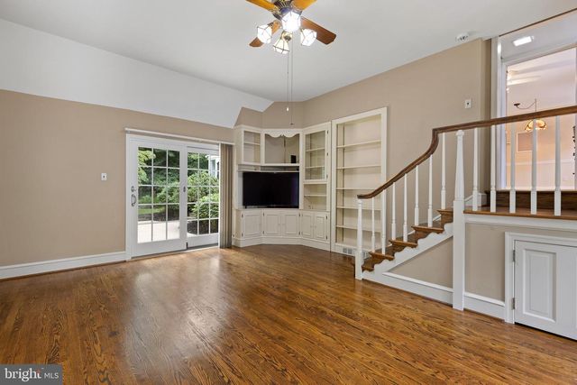 2010 WOODBROOK DR, Wilmington, DE 19810