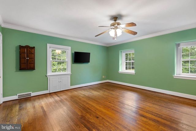 2010 WOODBROOK DR, Wilmington, DE 19810