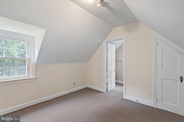 2010 WOODBROOK DR, Wilmington, DE 19810