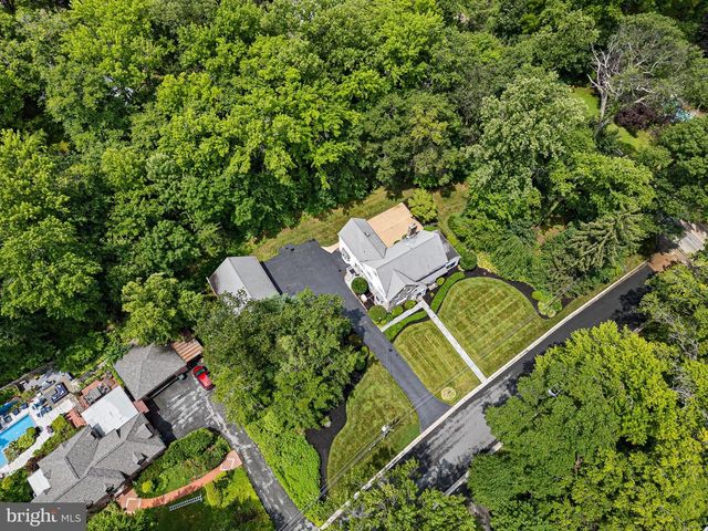 2010 WOODBROOK DR, Wilmington, DE 19810