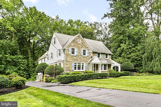 2010 WOODBROOK DR, Wilmington, DE 19810