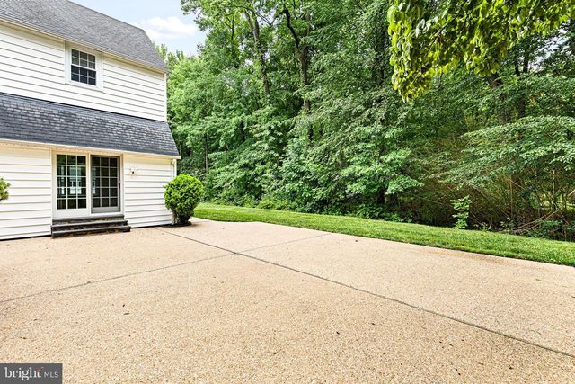 2010 WOODBROOK DR, Wilmington, DE 19810