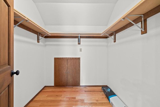 31037 Grand DRIVE, Waterford, WI 53185