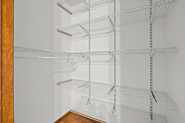 31037 Grand DRIVE, Waterford, WI 53185