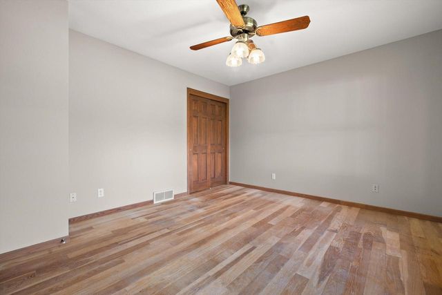 31037 Grand DRIVE, Waterford, WI 53185