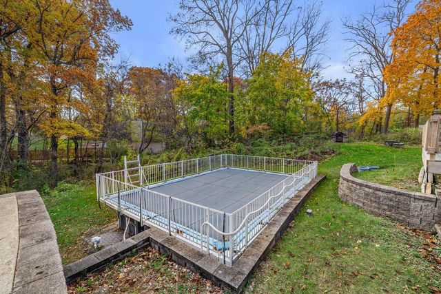 31037 Grand DRIVE, Waterford, WI 53185