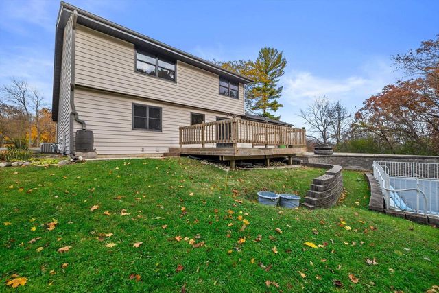 31037 Grand DRIVE, Waterford, WI 53185