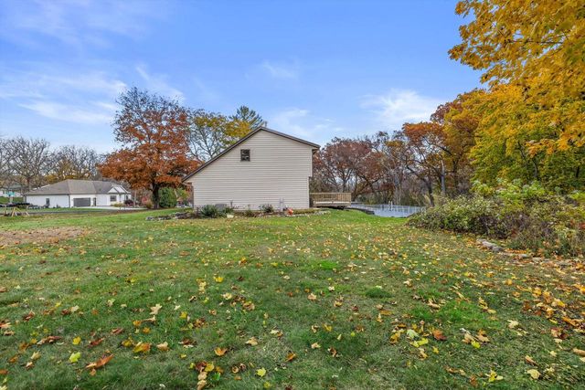 31037 Grand DRIVE, Waterford, WI 53185