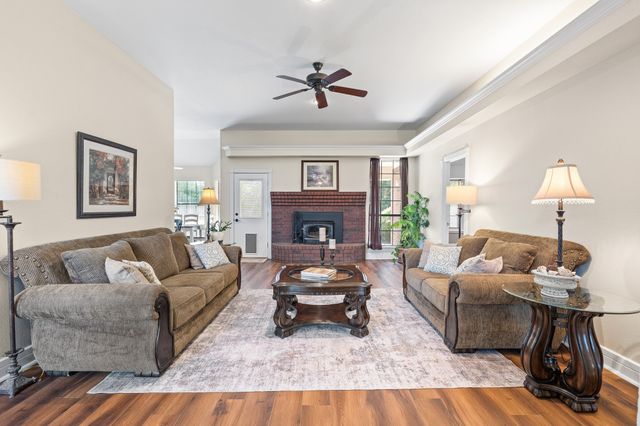2500 Redstone Road, Burleson, TX 76028