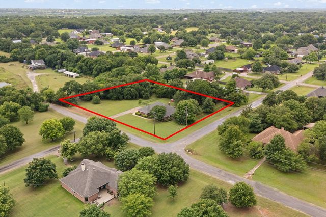 2500 Redstone Road, Burleson, TX 76028