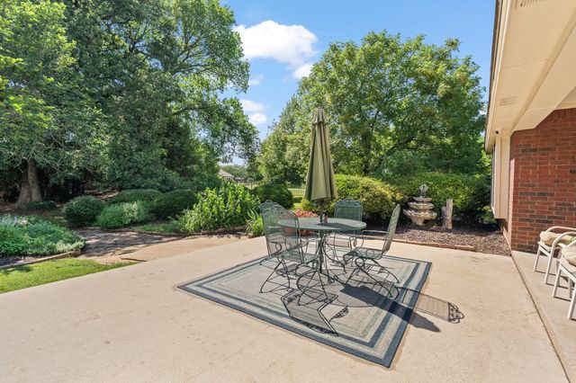 2500 Redstone Road, Burleson, TX 76028