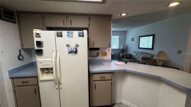 11410 SW 85TH COURT, Ocala, FL 34481