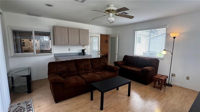 11410 SW 85TH COURT, Ocala, FL 34481
