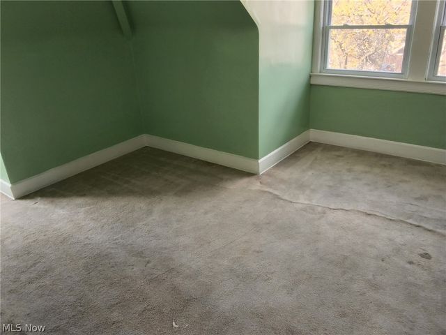 1818 Farmington Road, East Cleveland, OH 44112