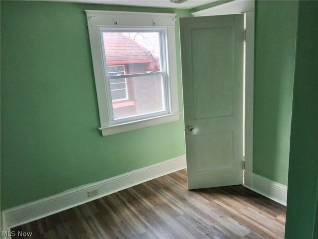 1818 Farmington Road, East Cleveland, OH 44112