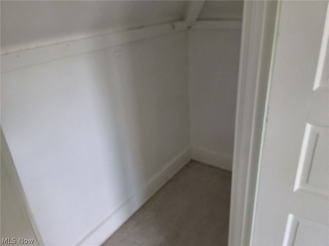 1818 Farmington Road, East Cleveland, OH 44112