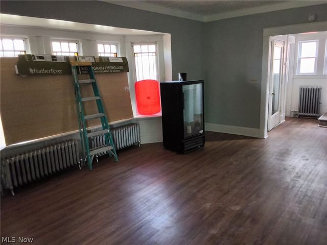 1818 Farmington Road, East Cleveland, OH 44112