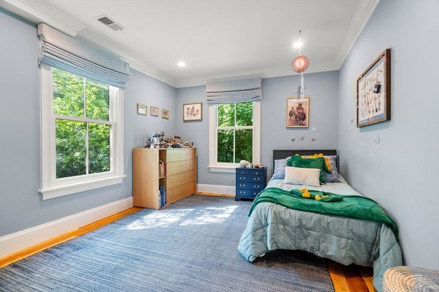 14 Holly Avenue, Cambridge, MA 02138