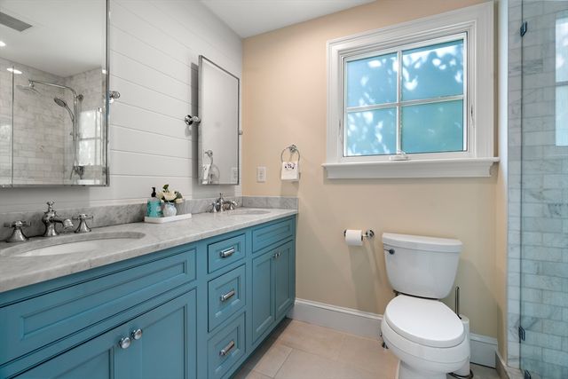 14 Holly Avenue, Cambridge, MA 02138