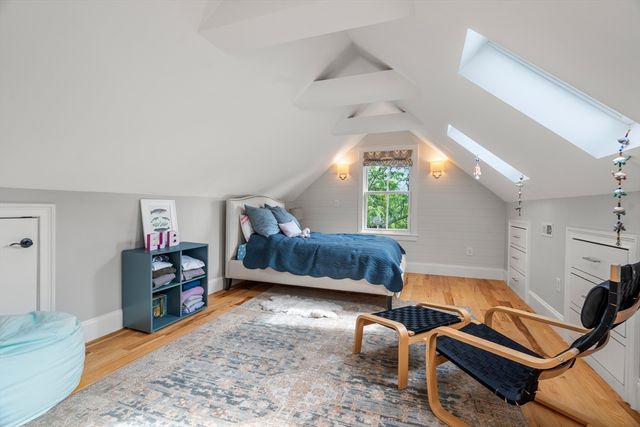 14 Holly Avenue, Cambridge, MA 02138