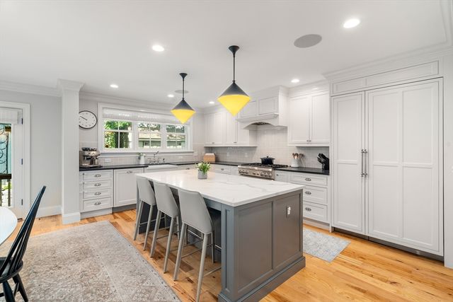 14 Holly Avenue, Cambridge, MA 02138