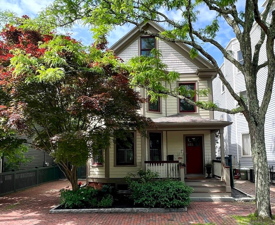 14 Holly Avenue, Cambridge, MA 02138