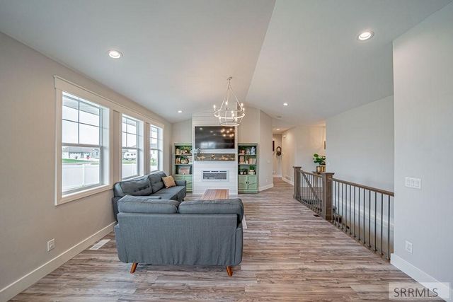 4878 Torcello Drive, Ammon, ID 83406