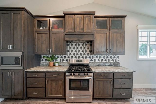 4878 Torcello Drive, Ammon, ID 83406