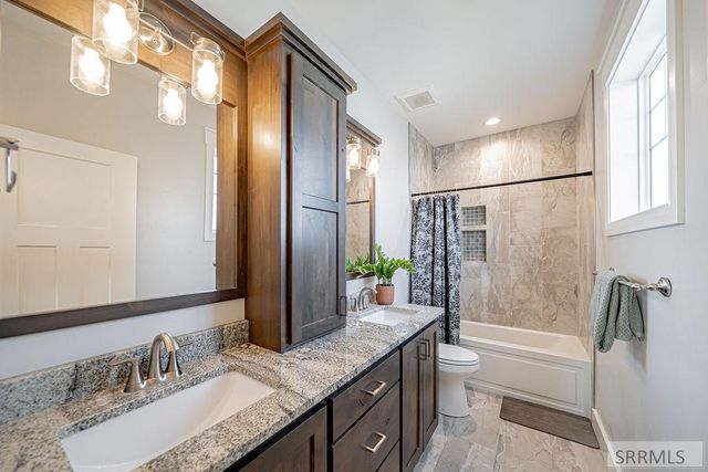 4878 Torcello Drive, Ammon, ID 83406