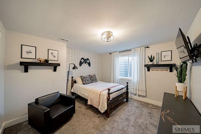 4878 Torcello Drive, Ammon, ID 83406