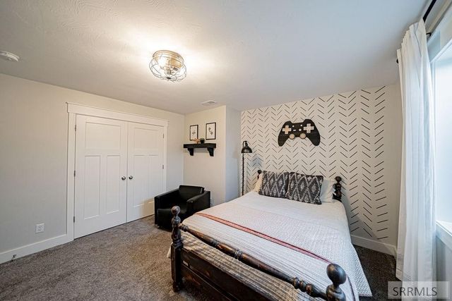 4878 Torcello Drive, Ammon, ID 83406