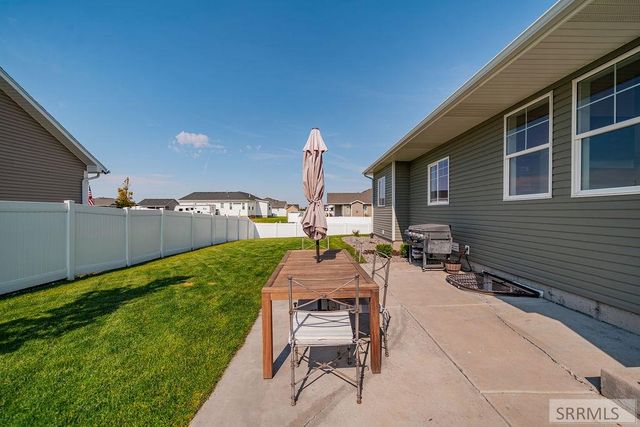 4878 Torcello Drive, Ammon, ID 83406