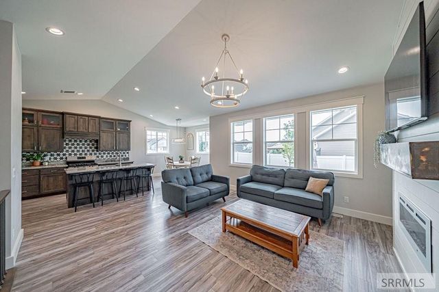 4878 Torcello Drive, Ammon, ID 83406