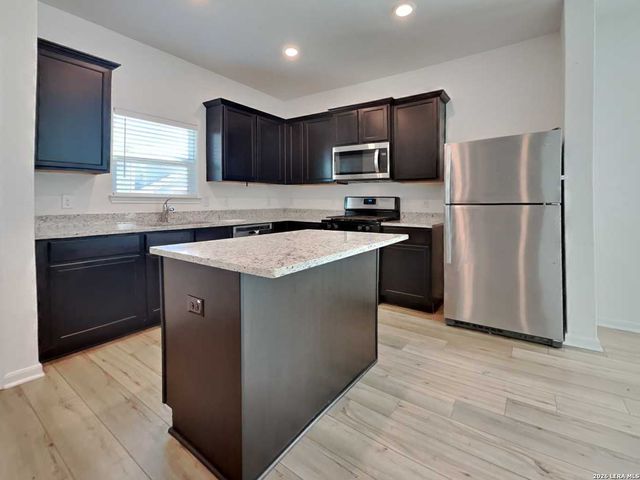 10830 Quinn, San Antonio, TX 78252