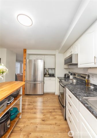 12708 NE 41St Street, Vancouver, WA 98682