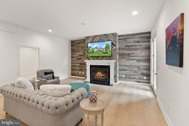 23055 WELBOURNE WALK CT, Ashburn, VA 20148