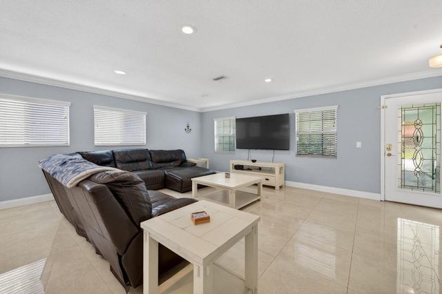 110 CIMMARON DRIVE, Palm Coast, FL 32137