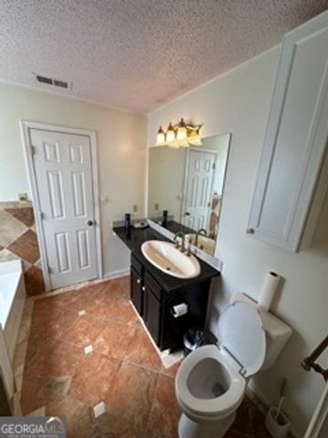 3040 NE Highland Hill Pkwy No Street Suffix, Douglasville, GA 30135