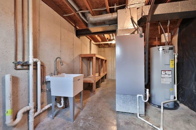 69 Sagebrush Lane, Erlanger, KY 41018