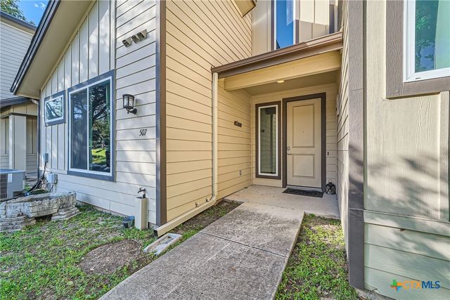 507 Venture Boulevard, Point Venture, TX 78645