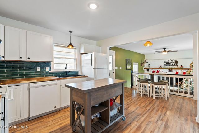 15 Laurel Drive, Wilmington, NC 28405