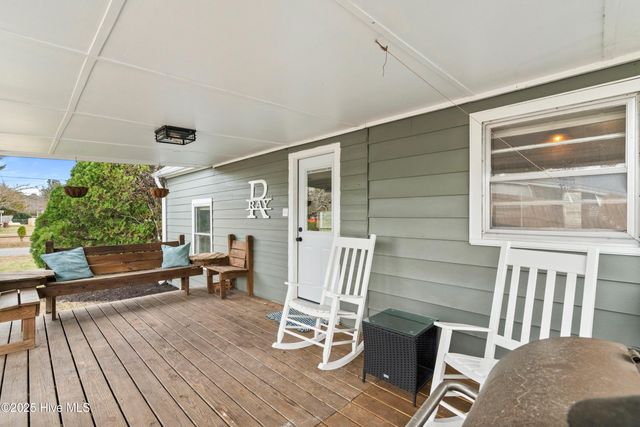 15 Laurel Drive, Wilmington, NC 28405