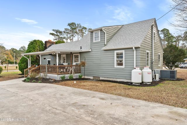 15 Laurel Drive, Wilmington, NC 28405