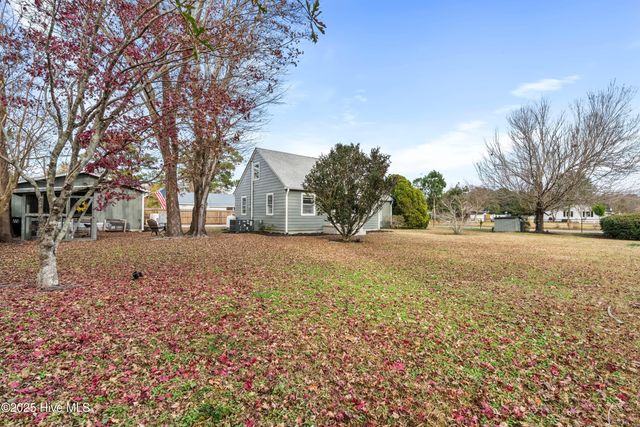 15 Laurel Drive, Wilmington, NC 28405