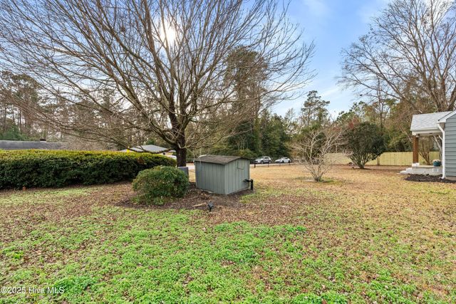 15 Laurel Drive, Wilmington, NC 28405