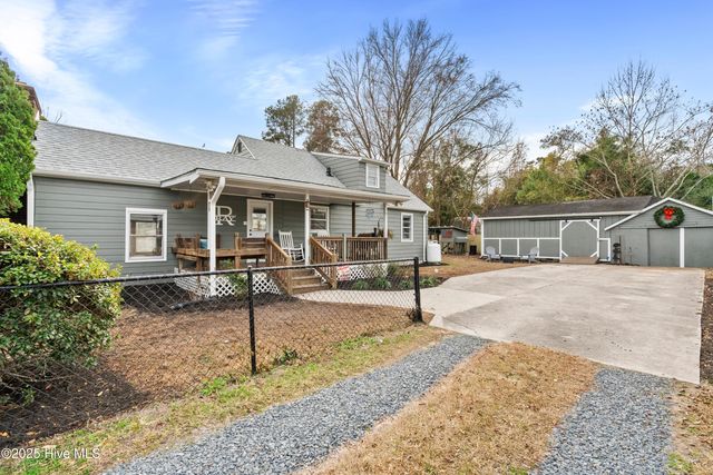 15 Laurel Drive, Wilmington, NC 28405