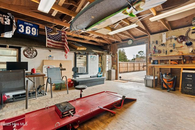 15 Laurel Drive, Wilmington, NC 28405