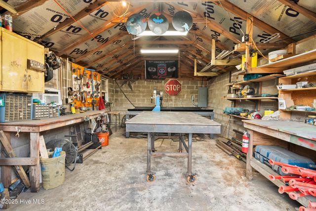 15 Laurel Drive, Wilmington, NC 28405